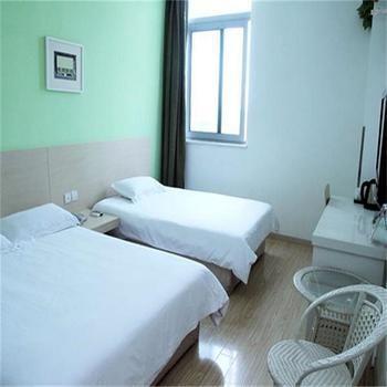 Motel 168 Shanghai Pudong Huinan Metro Station Tesco Шанхай Экстерьер фото