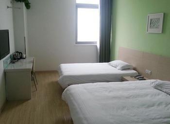 Motel 168 Shanghai Pudong Huinan Metro Station Tesco Шанхай Экстерьер фото